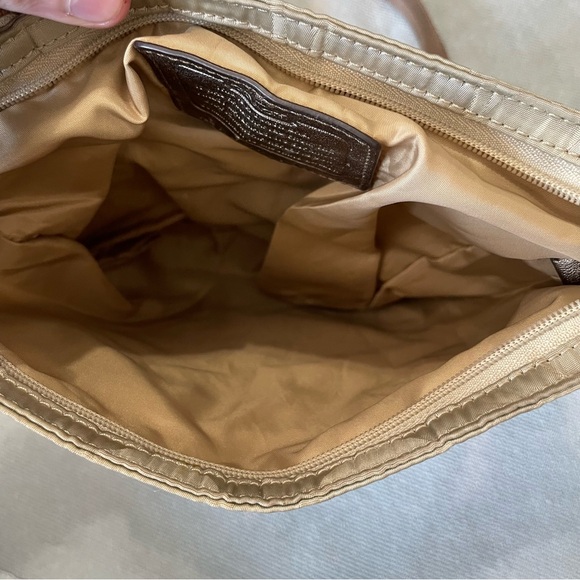 Coach Getaway Signature Nylon File Bag | Size: One Size - Picture 6 of 6